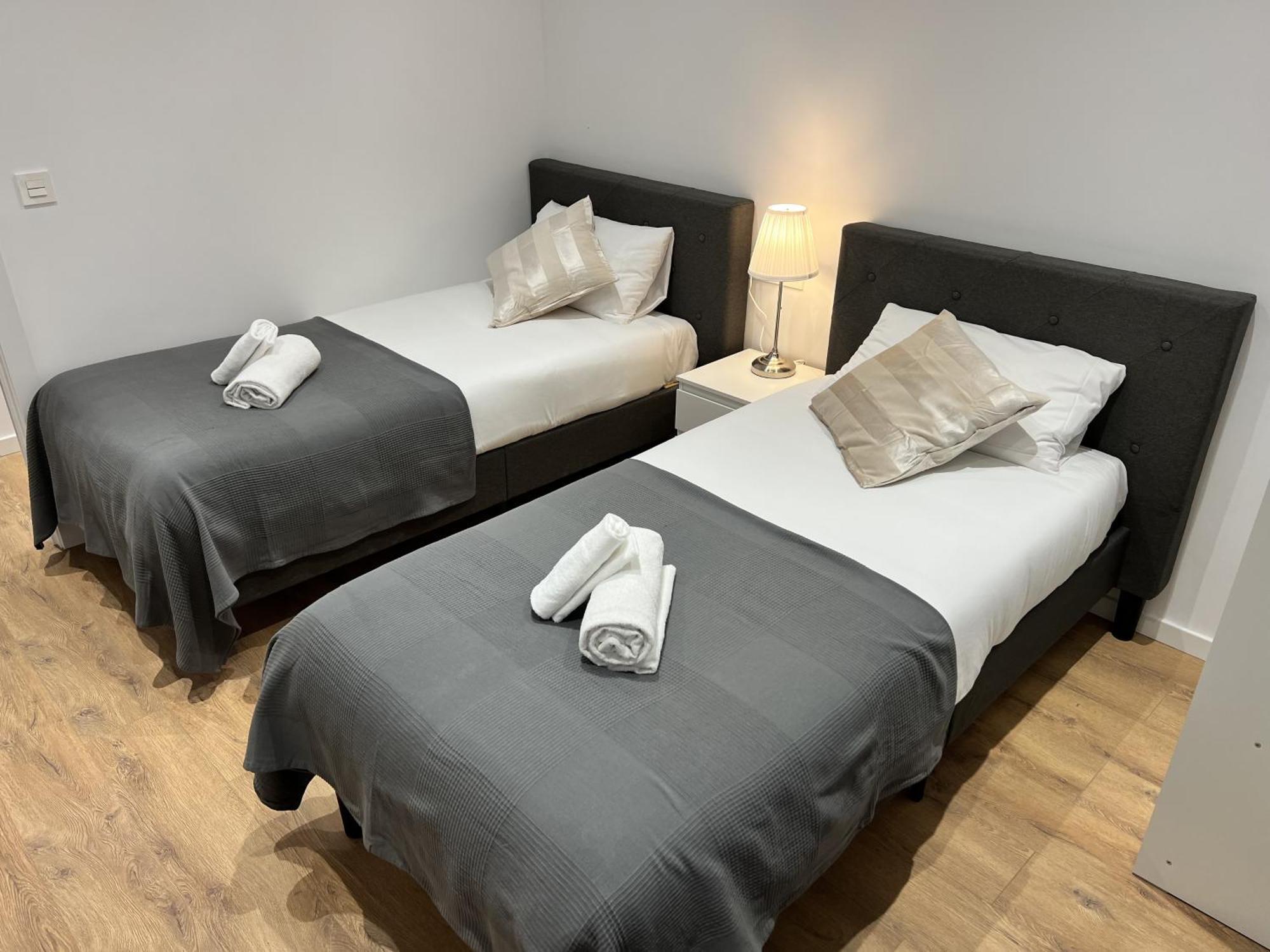 Apartamenticos Plaza Las Armas III 萨拉戈萨 外观 照片