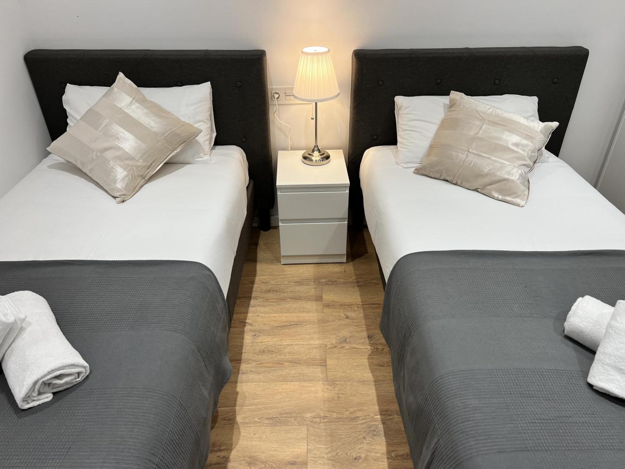 Apartamenticos Plaza Las Armas III 萨拉戈萨 外观 照片